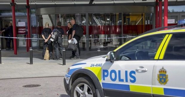 Vražda v obchodním domě IKEA: dva podezřelí, jeden byl původně považován za oběť