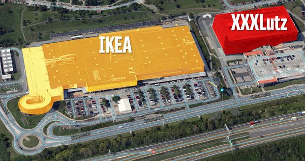 Pozice Ikea na Černém Mostě pod palbou: XXXLutz „TA TA TA TA“ chce její zákazníky