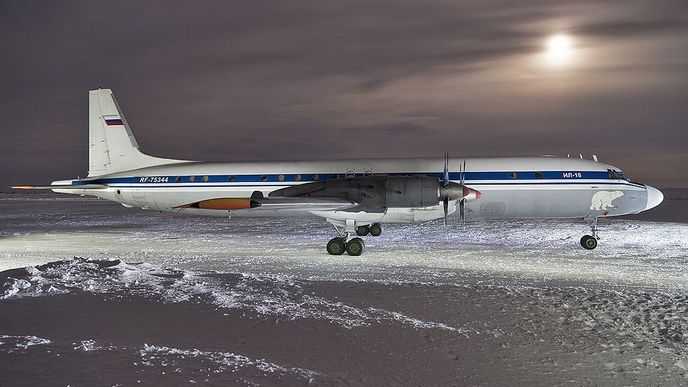 Ruský vojenský průzkumný letoun Iljušin Il-20