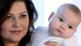 Ilona Csáková se poprvé pochlubila se svým pětiměsíčním synem