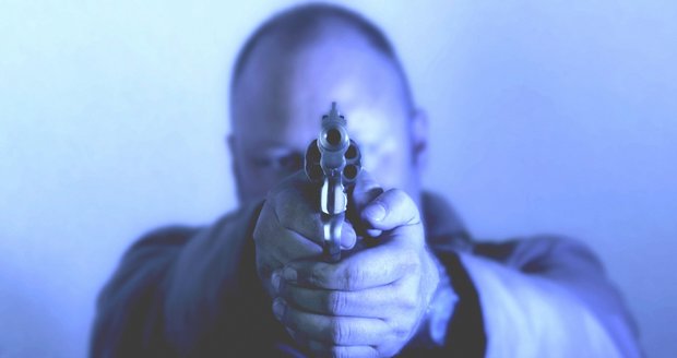 Opilec z Jihlavy střílel po policistech z revolveru: Teď mu hrozí 6 let (ilustrační foto)