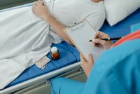 Stížnosti na lékaře neplatí? Za hrubé chování nově i milionová pokuta! Má to háček