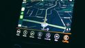 Navigace s AI nečeká na reálný kolaps dopravy. Z historických dat provoz předvídá a řidiče pošle na objízdnou trasu předem. Navigace s AI nečeká na reálný kolaps dopravy. Z historických dat provoz předvídá a řidiče pošle na objízdnou trasu předem.