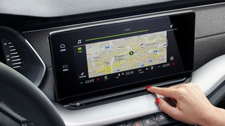 Případné chybějící informace o stavbách či uzavírkách navigace samozřejmě nezapočte ani do trasy cesty ani do výpočtu času Případné chybějící informace o stavbách či uzavírkách navigace samozřejmě nezapočte ani do trasy cesty ani do výpočtu času