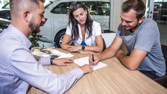 Jak nejlépe prodat auto? Nabízíme návod, jak za váš vůz dostat maximum peněz Jak nejlépe prodat auto? Nabízíme návod, jak za váš vůz dostat maximum peněz