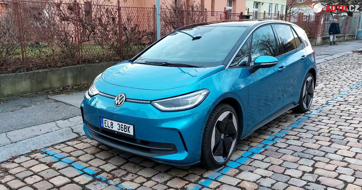 Diskuse: Mají mít elektromobily parkování zdarma?