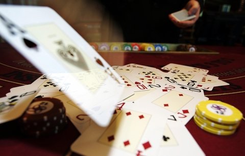 Dva cizinci v pokeru připravili kasino o půl milionu: Jak to udělali?