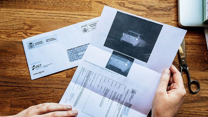 Dopis ze zahraničí je noční můrou každého řidiče Dopis ze zahraničí je noční můrou každého řidiče