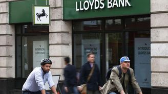 Britská banka Lloyds zruší kvůli brexitu další tisíce míst