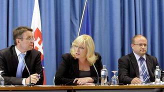 Slovenský kabinet zřejmě čeká horký podzim