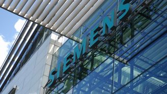 Siemensu vzrostl zisk o 40 procent, firma se ale dalšího vývoje obává