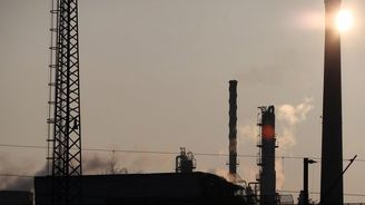Rafinerie jsou půl roku bez smlouvy o ropě