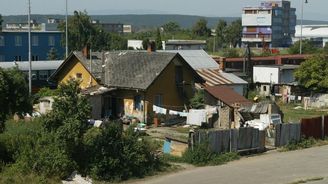 Slovensko bude pronajímat pozemky v romské osadě tamním občanům