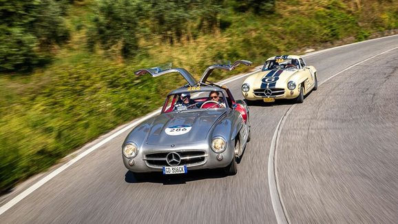 Po stopách Stirlinga Mosse: Vzali jsme Mercedes na Mille Miglia a připomněli si asi nejúžasnější rekord motorsportu