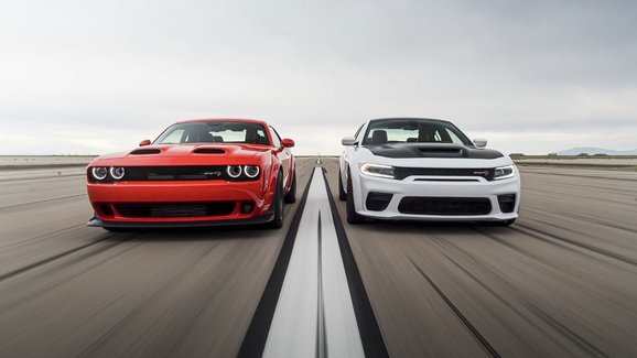 Charger ani Challenger nemíří do starého železa. Dodge chystá nové verze