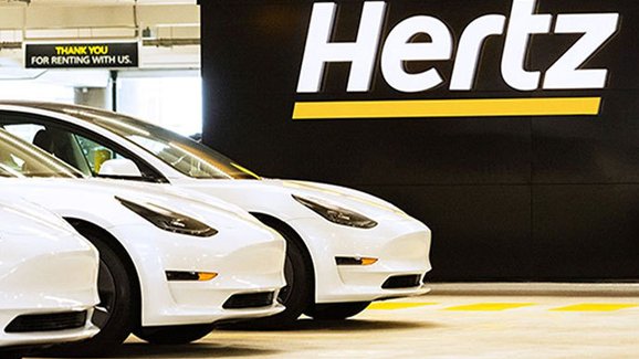 Tesla podle Muska ještě nepodepsala kontrakt o dodávkách pro autopůjčovnu Hertz