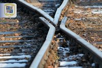Už nemůžu, řekla sestře a šla skočit pod vlak! Rodina zareagovala rychle
