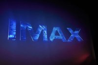 70mm IMAX přilákal do Prahy fanoušky z celé Evropy. The Odyssey vyprodala premiéru