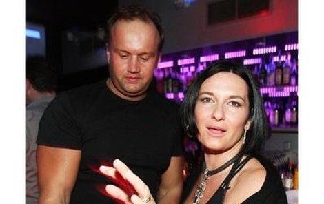 Ač údajně nemají být Mirka Čejková a Marek Vít, včerejší společné moderování na jedničku!
