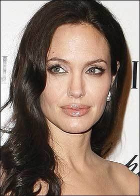 Angelina Jolie je ztělesněná sexualita.