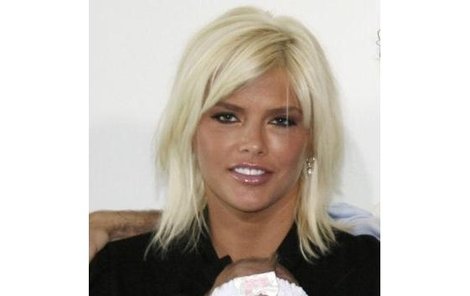 Anna Nicole Smith (†39) s dcerou