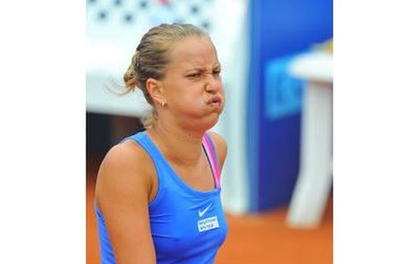 Barbora Strýcová svůj úspěšný týden nedotáhla do konce.