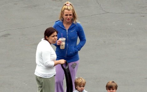 Britney se teď se syny Seanem Prestonem (vpravo) a Jaydenem Jamesem uvidí už jen občas…