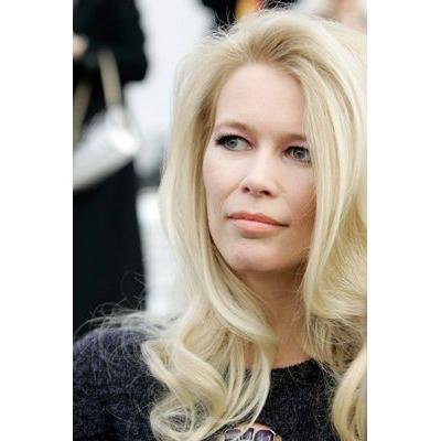 Claudia Schiffer natáčí na Barrandově reklamu a vyhýbá se veřejnosti.