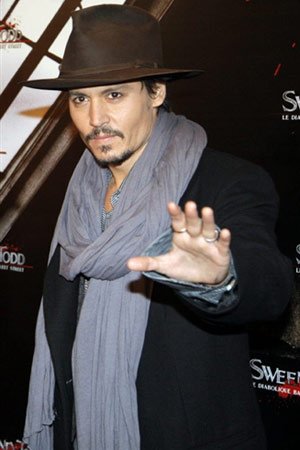 Johnny Depp se stane novou tváří kondomů Trojan