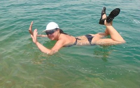 Dagmar Patrasová se chtěla potápět v Mrtvém moři, pak ale zjistila, že to tak jednoduché není!