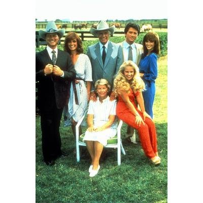 Dallas v roce 1980: zleva shora Larry Hagman, Linda Gray, Jim Davis, Patrick Duffy, Victoria Principal, Barbara Bel Geddes a Charlene Tilton.