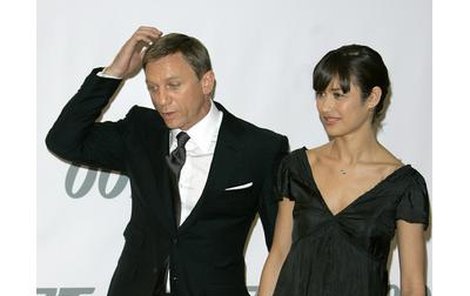 Daniel Craig s Olgou Kurylenko