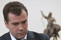 Medveděv: Jsme krajně znepokojeni dohodou o radaru