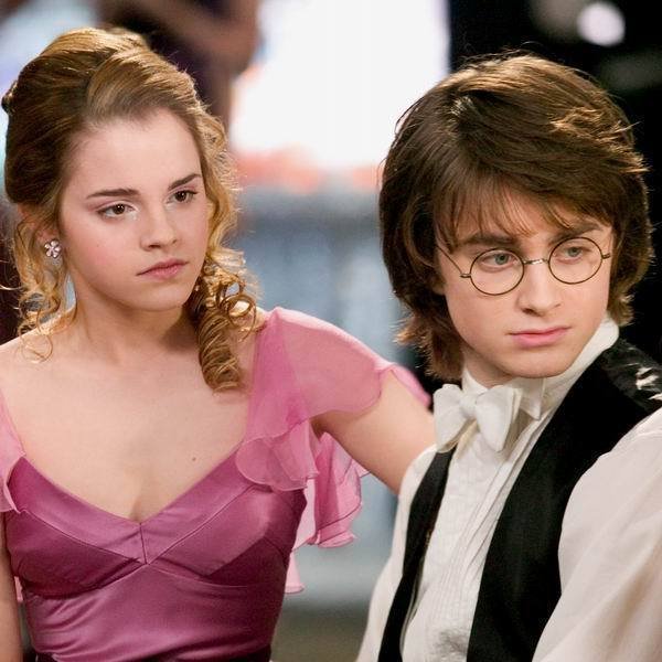 Daniel Radcliffe jako Harry a Emma Watson jako Hermiona