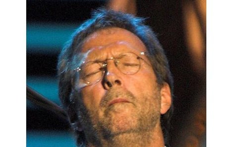 Erik Clapton se stále nemůže s tragédií vyrovnat.