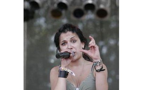 Gába al Dhábba je rockerka tělem i duší, což dokázala i na festivalu.