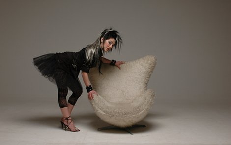 Gába Al Dhábba natočila svůj první videoklip.