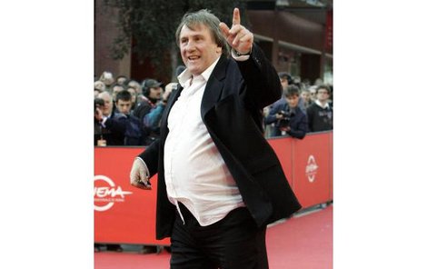 Gérard Depardieu na premiéře ﬁlmu Asterix a Olympijské hry