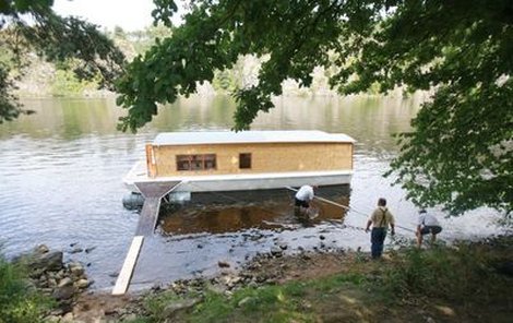 Hausbót na Slapech.