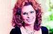 Italská herečka Sophia Loren může děkovat matce přírodě. Její pleť je i v 74 letech takřka bez vrásek.