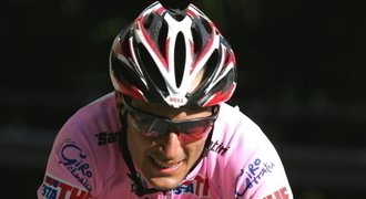 Itálie slaví. Hříšník Basso ovládl Giro
