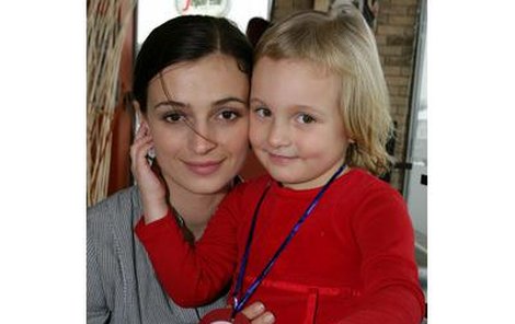 Ivana Jirešová s dcerou Sofinkou.