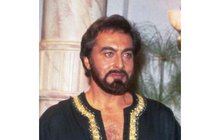 Sandokan Kabir Bedi, hvězda našeho DVD - Zaplete se s maﬁány!