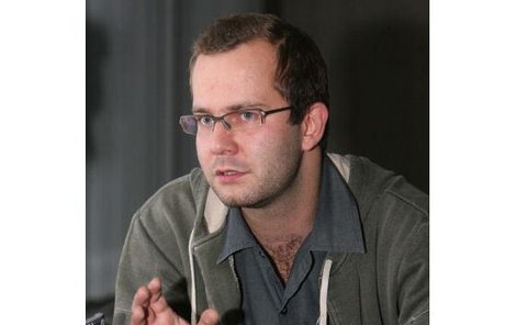 Jan Potměšil se věnuje dramaturgii v českých televizích už deset let a na svém kontě má řadu úspěchů.