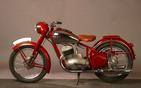 Jawa - 250 Pérák