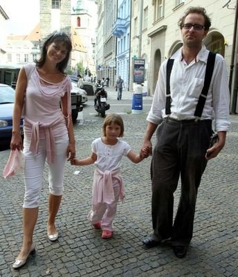 Ještě jako šťastná rodina: Adéla Gondíková s exmanželem a jejich dcerkou Nelou…