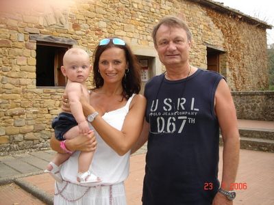 Jiří Adamec prožívá své rodinné štěstí s novomanželkou Janou a ročním synem Danielem.