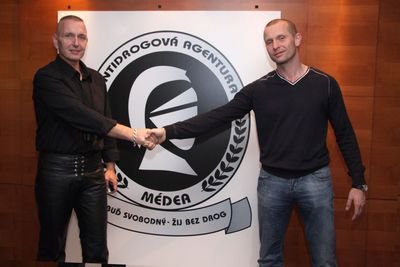 Jiří Komorous (vlevo) na protidrogovém projektu spolupracuje s ředitelem společnosti Médea Jaromírem Soukupem.