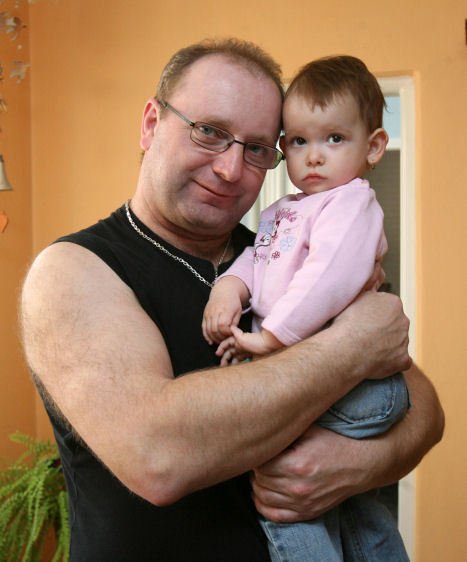 Jiří Zonyga se svou malou dcerkou
