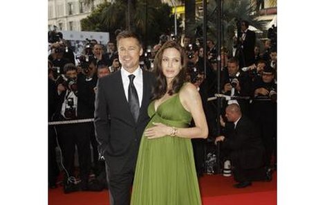 Jolie s partnerem Bradem Pittem.